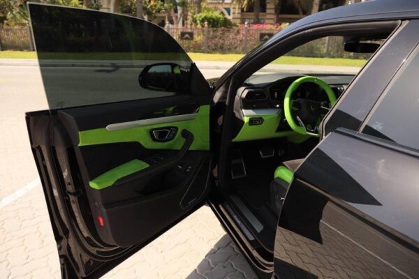 Lamborghini urus 2022 - Image 5