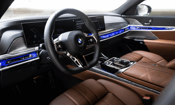 Ford Mustang Mach 1 2022 - Image 3