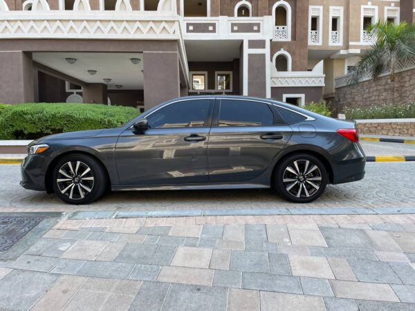 Honda Civic Sport 2022 - Image 3