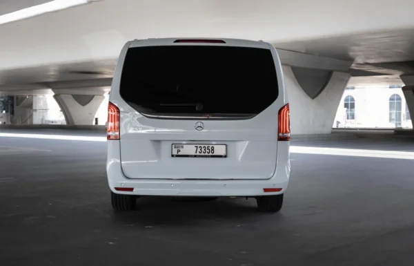 Mercedes V 250 2023 - Image 3