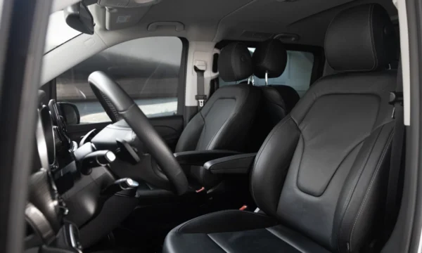 Mercedes V 250 2023 - Image 4