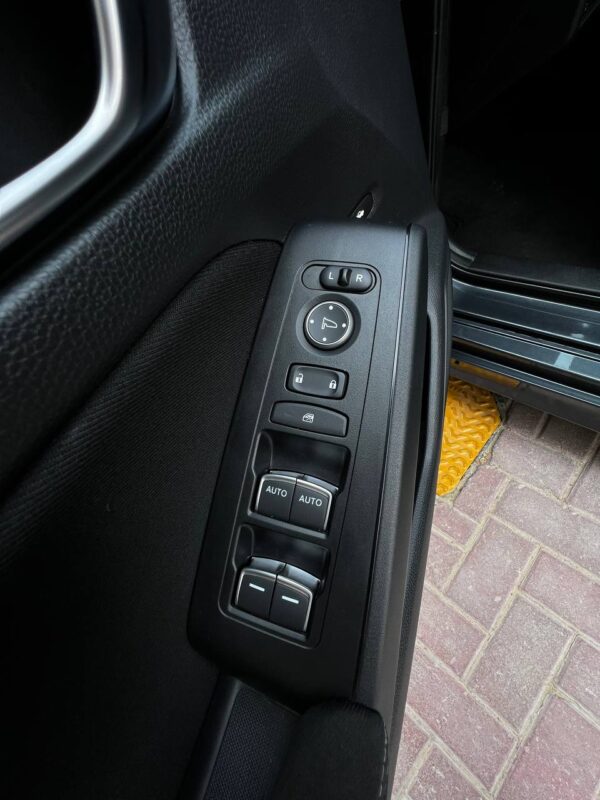 Honda Civic Sport 2022 - Image 5